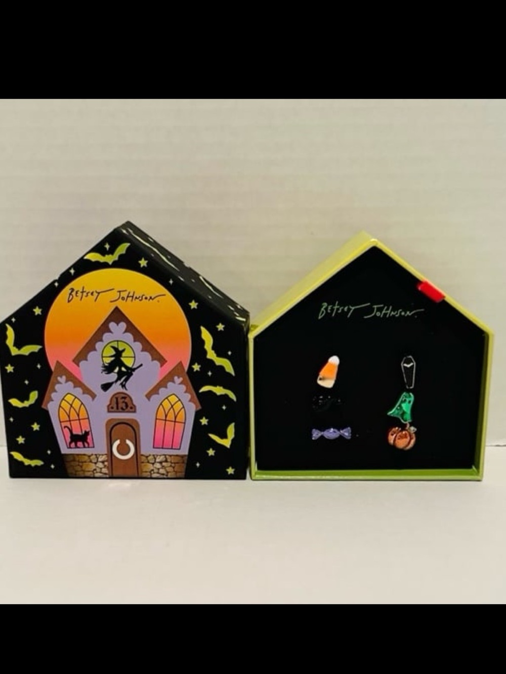 Betsey Johnson NIB Halloween Mismatched Stud Earrings Set